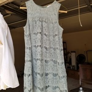 Ladies / juniors dress small